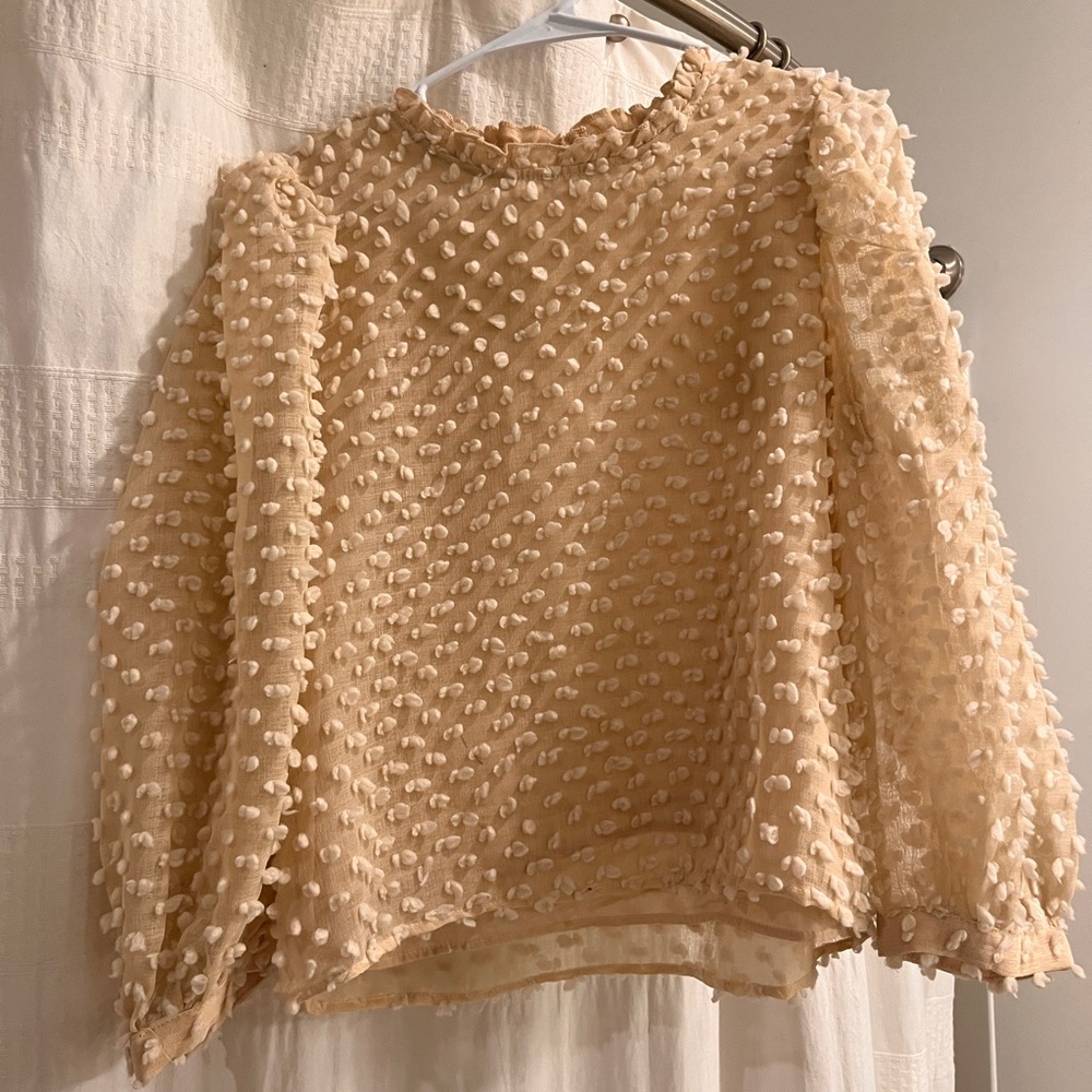 Textured polka dot beige blouse